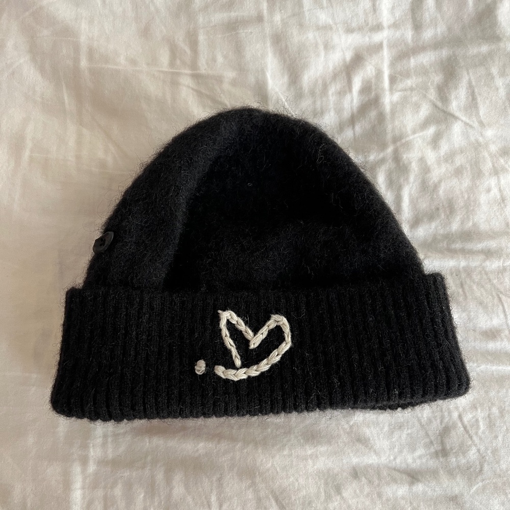 Ader error beanie
